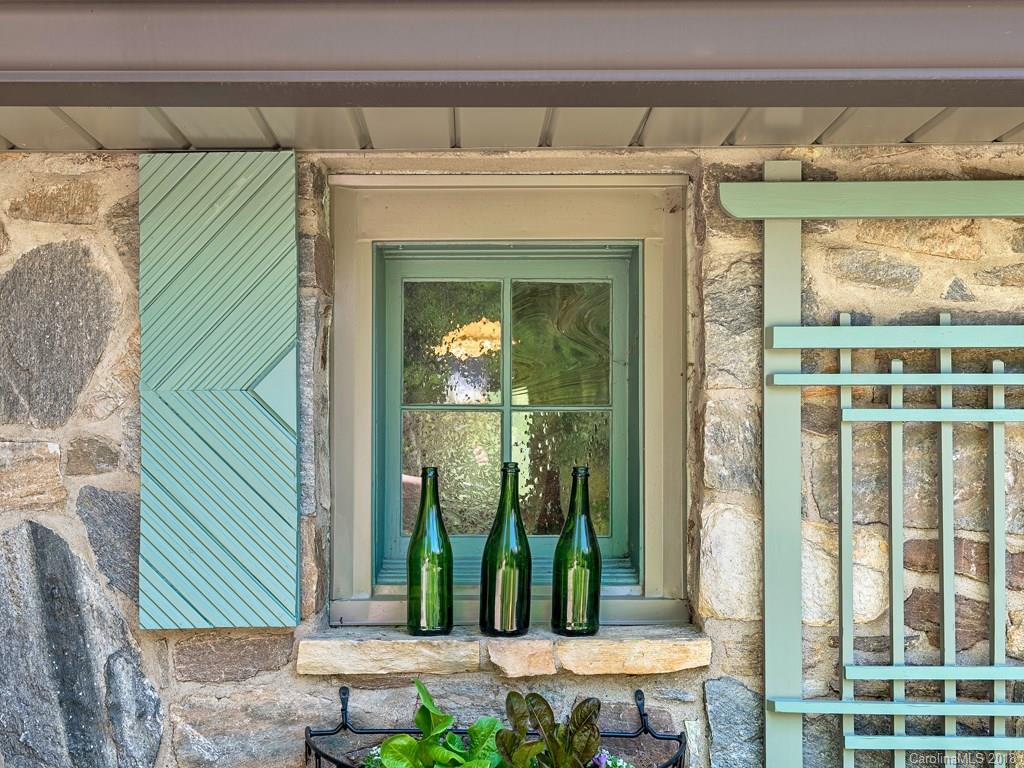 25 Pressley Road Asheville NC 28805