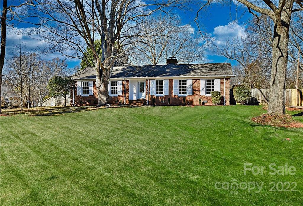 6821 View Way Drive Charlotte NC 28215