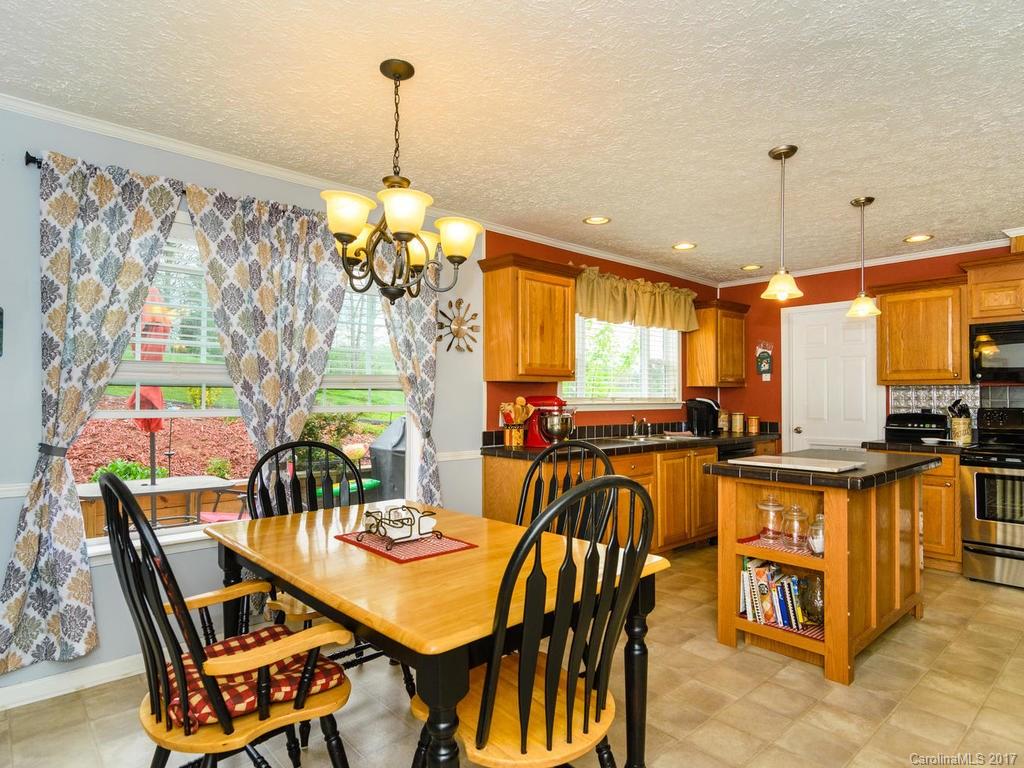 101 Leonards Lane Weaverville NC 28787
