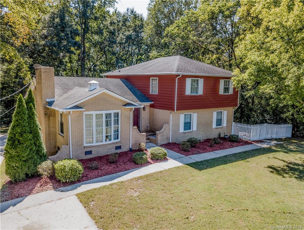 1726 Stoneyridge Drive Charlotte NC 28214