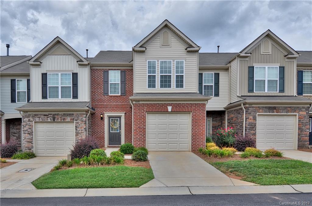 2433 Diplomat Lane Charlotte NC 28210