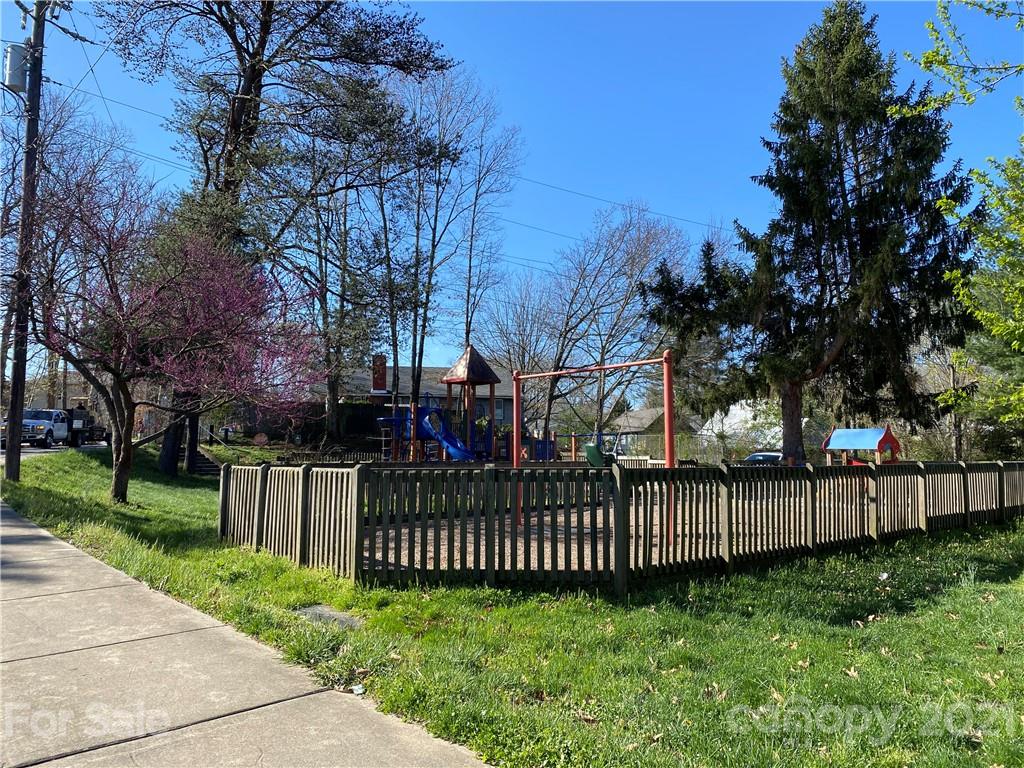 15 Boyd Avenue Asheville NC 28806