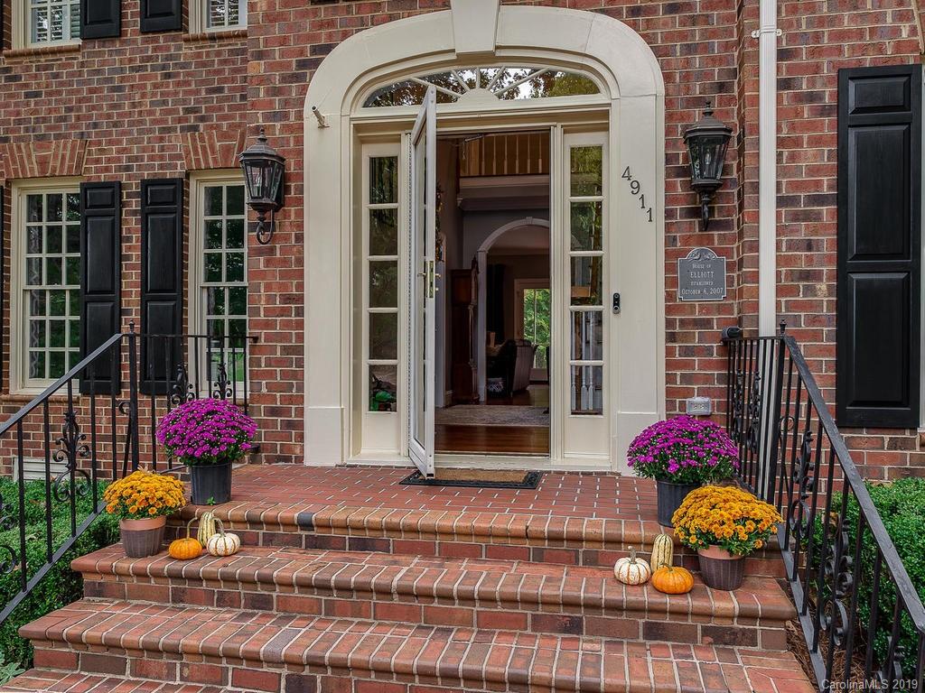 4911 Piper Glen Drive Charlotte NC 28277