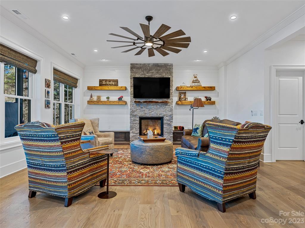 46 Spring Cove Road Asheville NC 28804