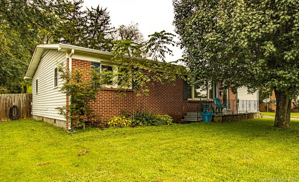 59 Liner Street Waynesville NC 28786