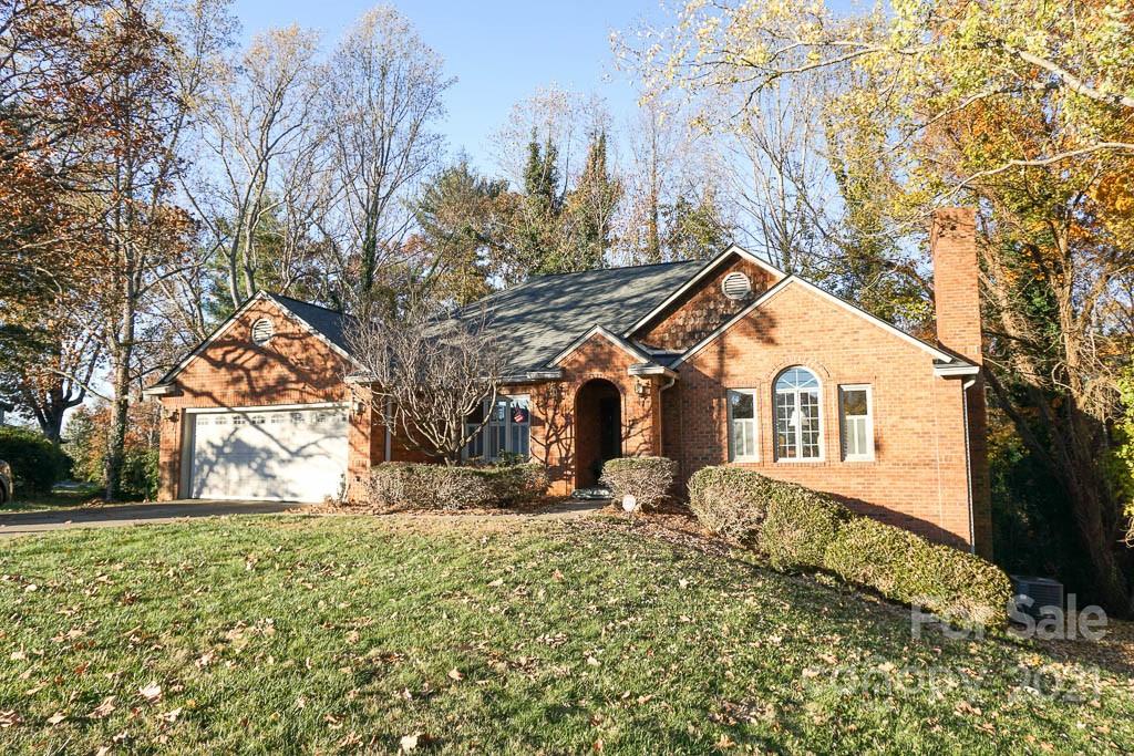 1040 13th Avenue NW Hickory NC 28601