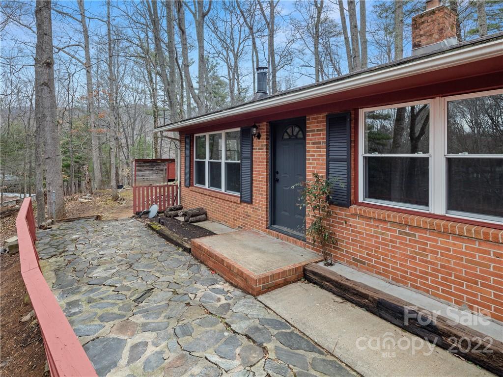 40 Lawterdale Road Asheville NC 28804