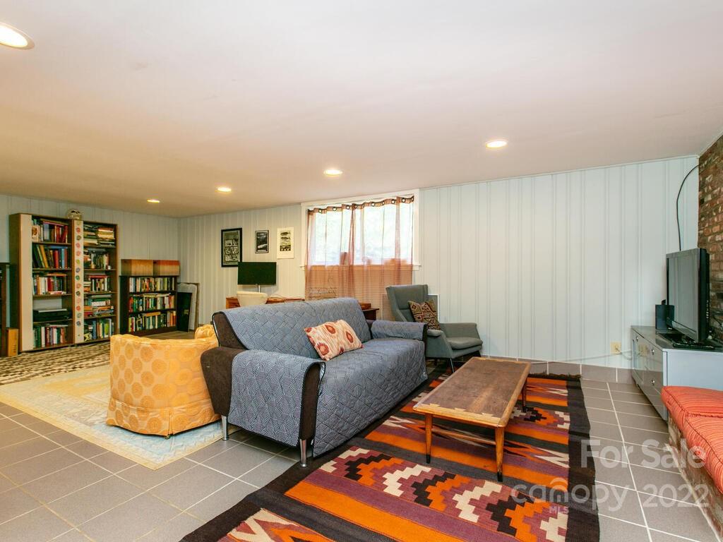 185 Beverly Road Asheville NC 28805