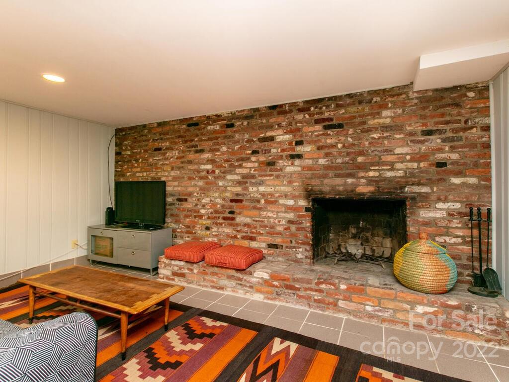 185 Beverly Road Asheville NC 28805