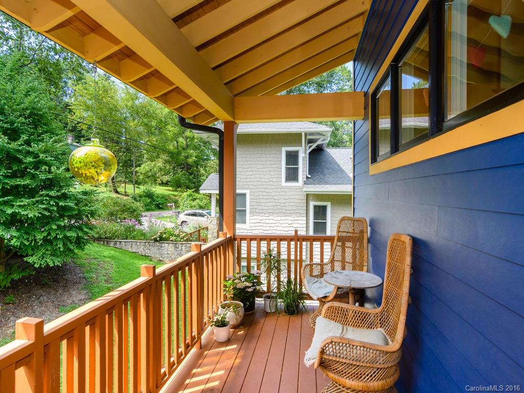 84 Saint Dunstans Road Asheville NC 28803