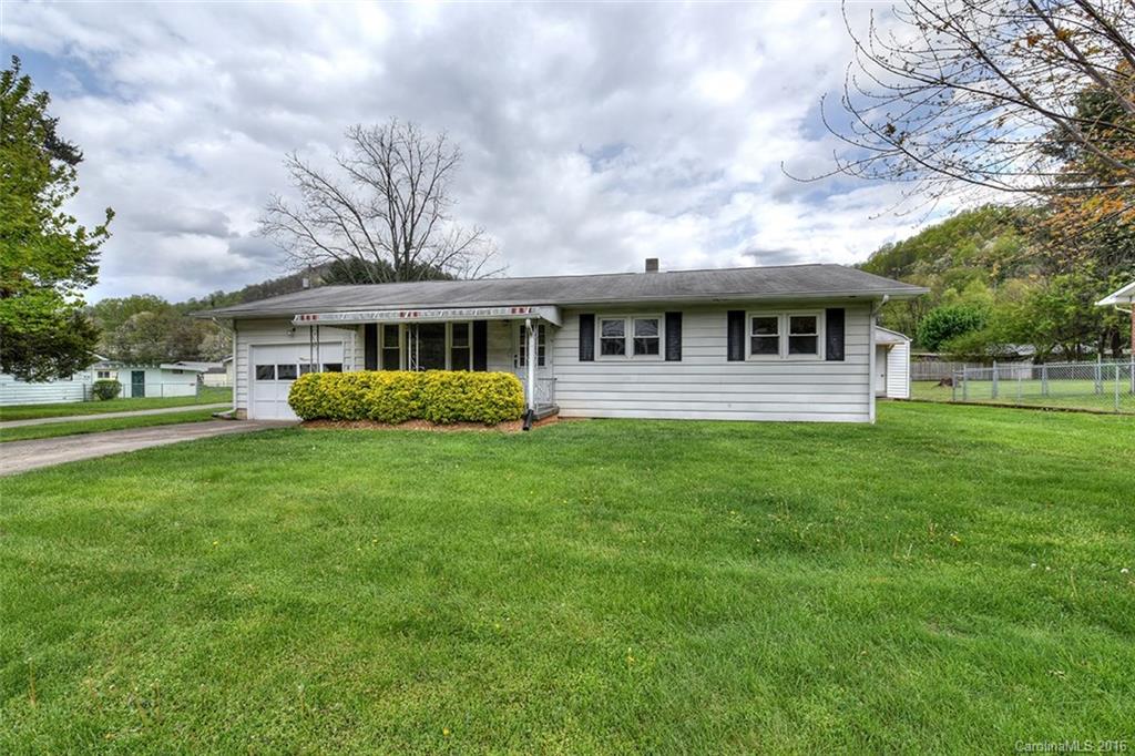 1553 Allens Creek Road Waynesville NC 28786
