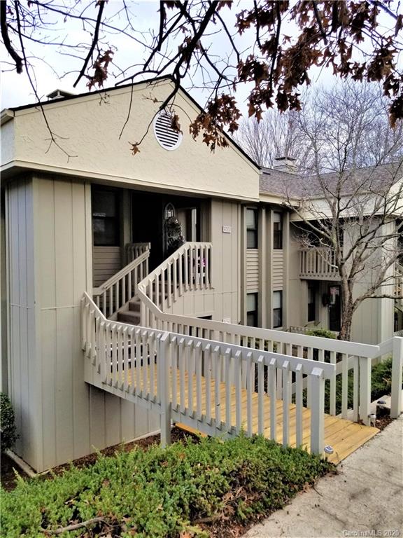 502 Abbey Circle Asheville NC 28805