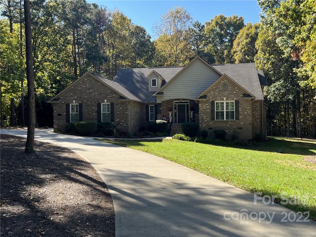 4587 Sawgrass Court Denver NC 28037