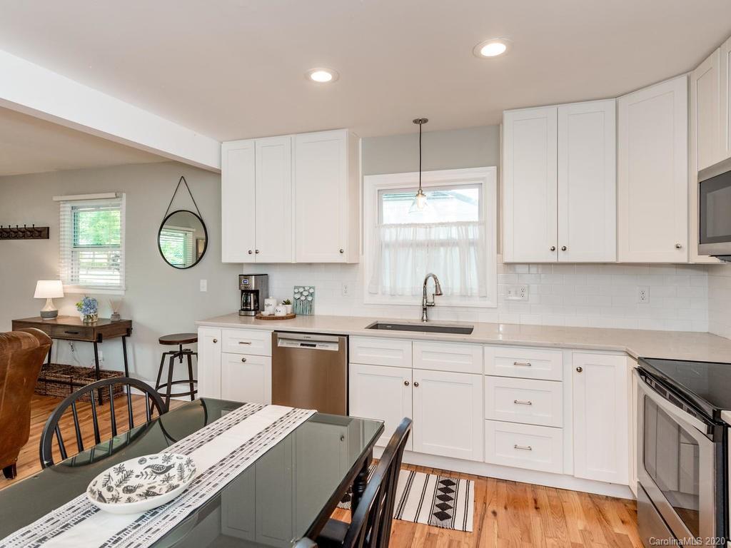 19 Crestland Road Asheville NC 28803