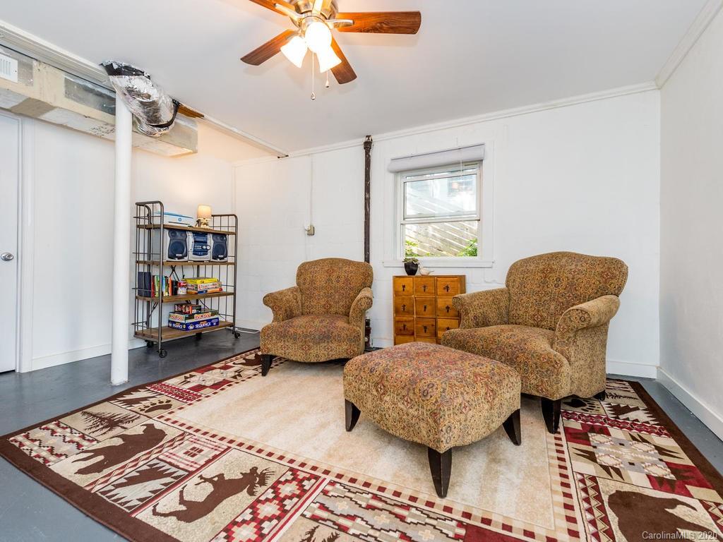 19 Crestland Road Asheville NC 28803