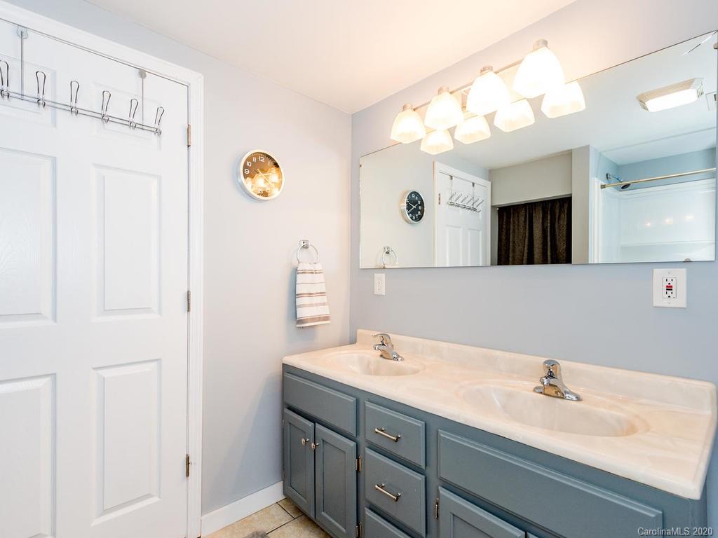 19 Crestland Road Asheville NC 28803