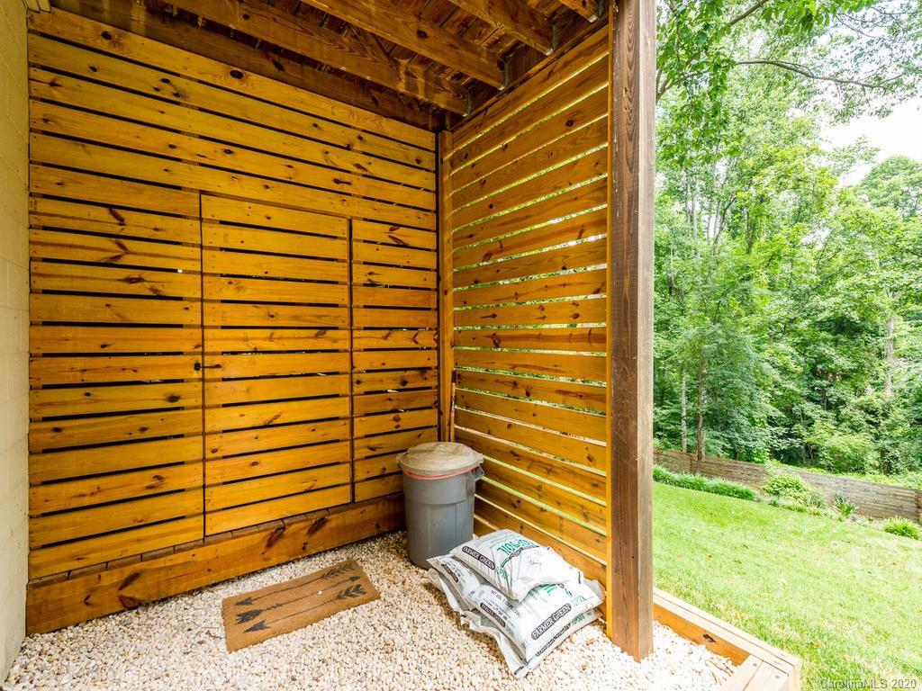 19 Crestland Road Asheville NC 28803