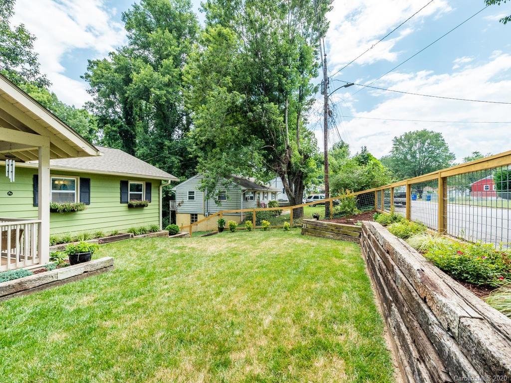19 Crestland Road Asheville NC 28803