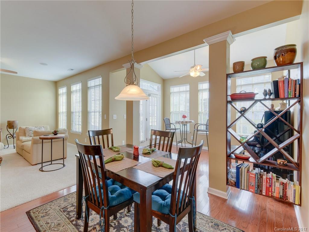 4715 Mount Royal Lane Charlotte NC 28210