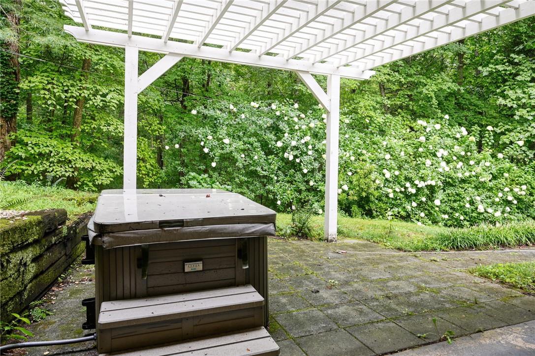 64 Mallonee Drive Candler NC 28715