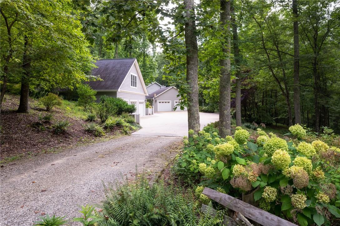 64 Mallonee Drive Candler NC 28715