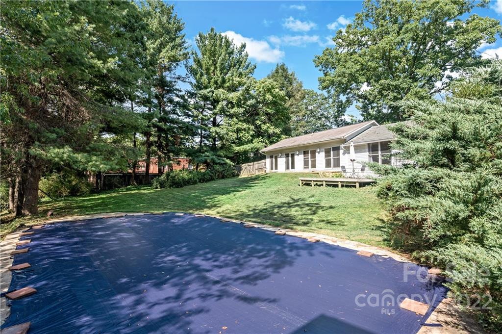 104 Woodward Avenue Asheville NC 28804