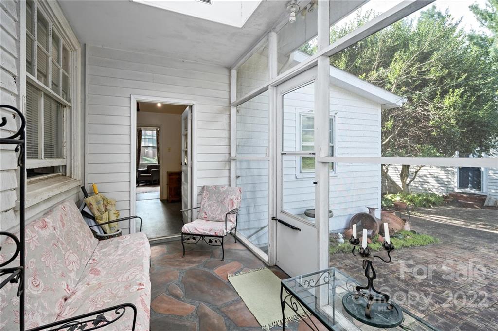 104 Woodward Avenue Asheville NC 28804