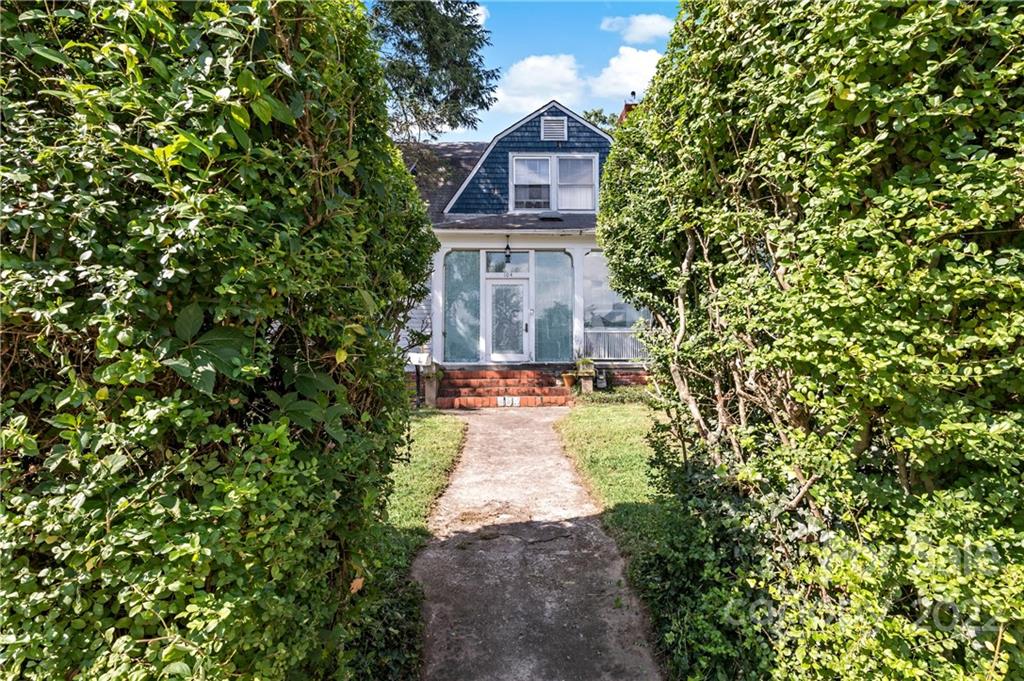 104 Woodward Avenue Asheville NC 28804