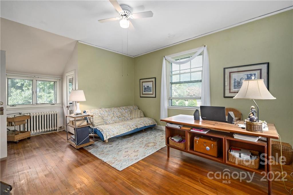 104 Woodward Avenue Asheville NC 28804