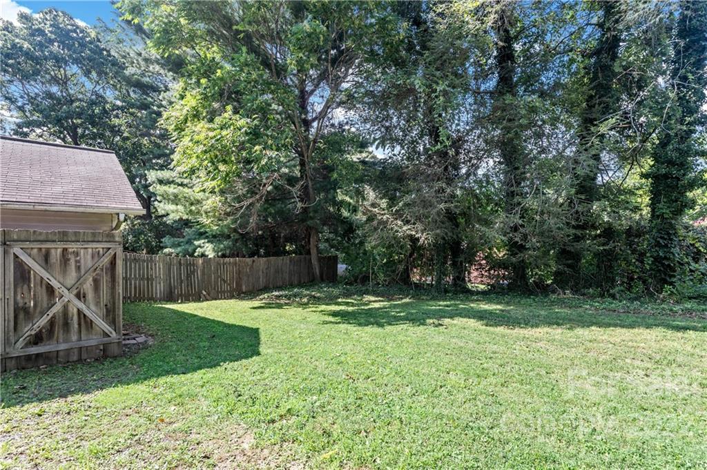 104 Woodward Avenue Asheville NC 28804