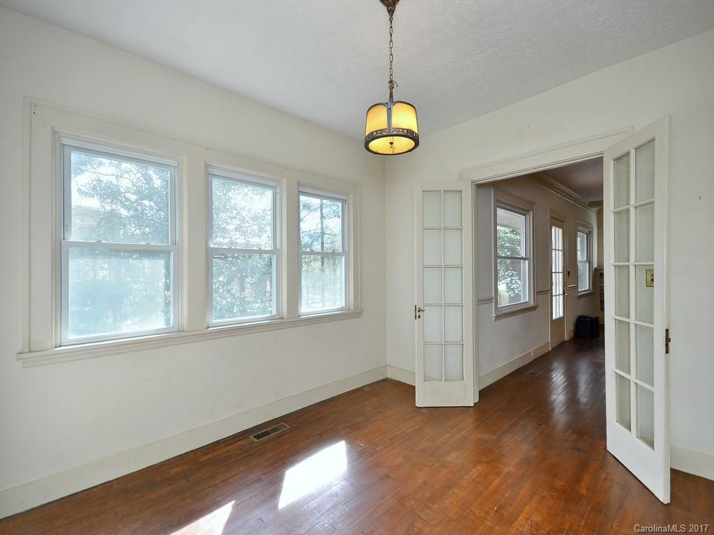 883 Hendersonville Road Asheville NC 28803