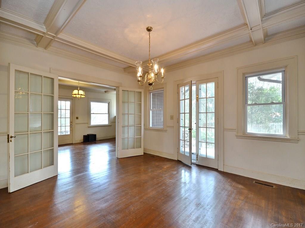 883 Hendersonville Road Asheville NC 28803