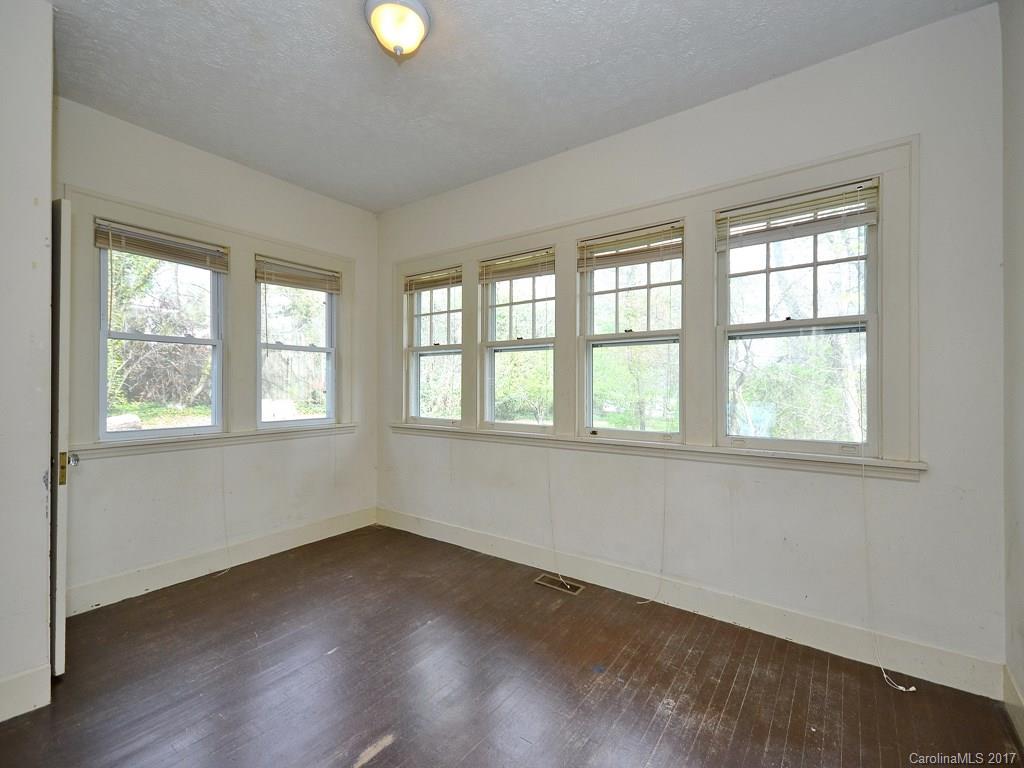 883 Hendersonville Road Asheville NC 28803