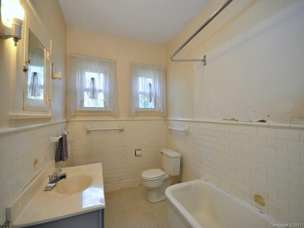 883 Hendersonville Road Asheville NC 28803