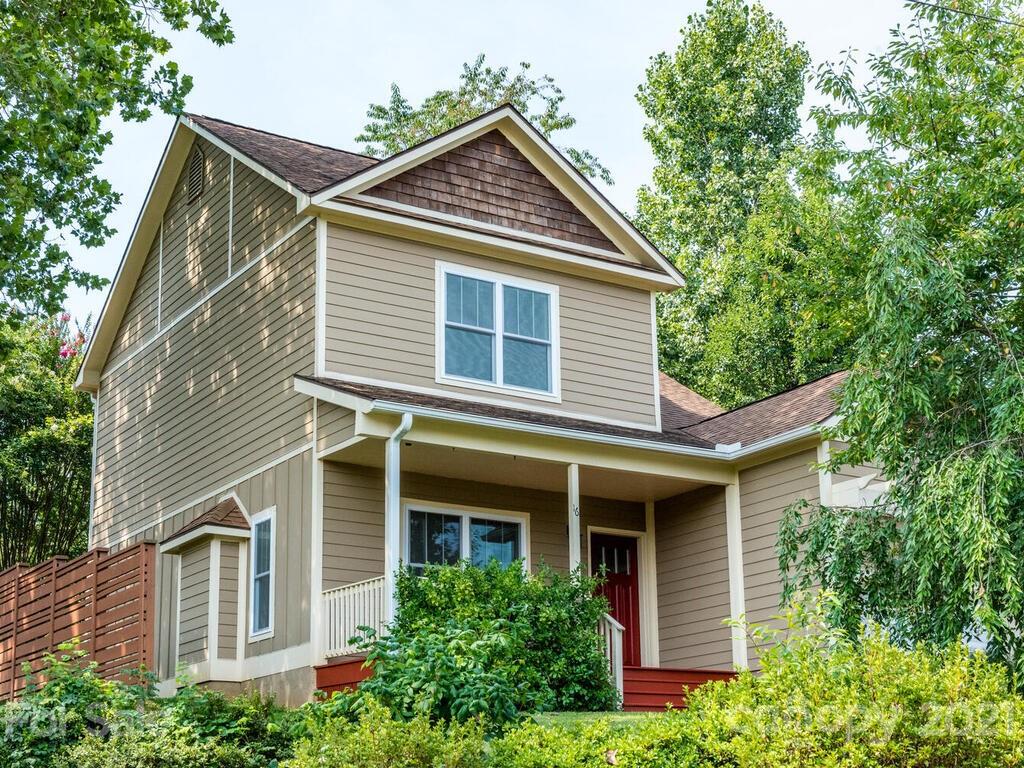 16 Rich Street Asheville NC 28806