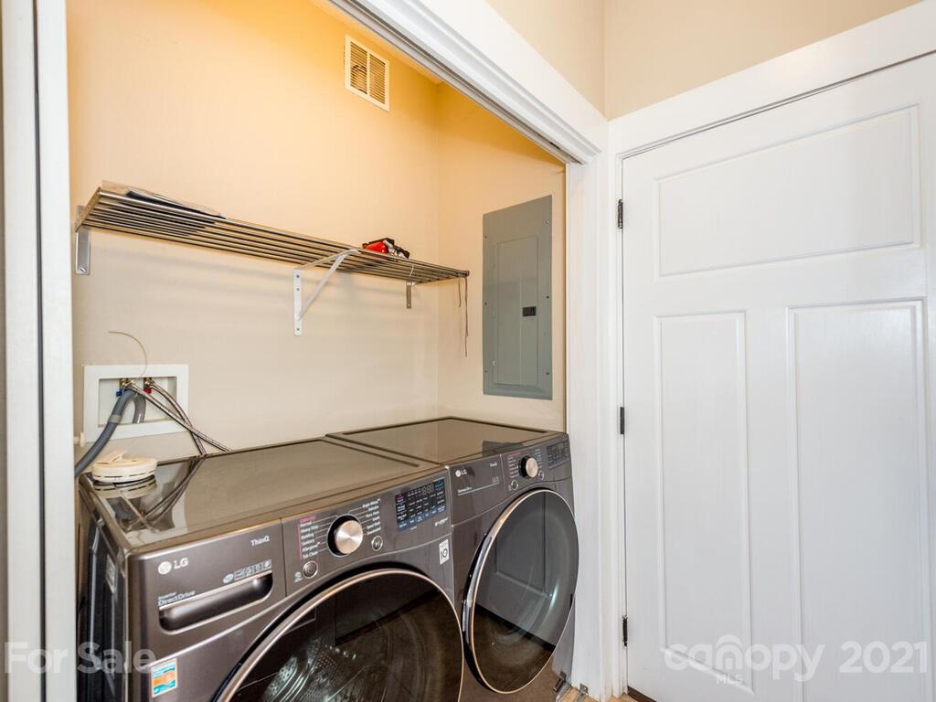 16 Rich Street Asheville NC 28806