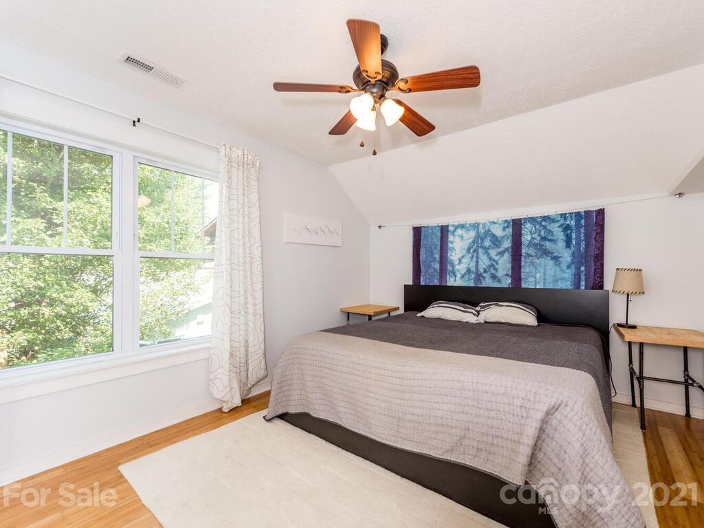 16 Rich Street Asheville NC 28806