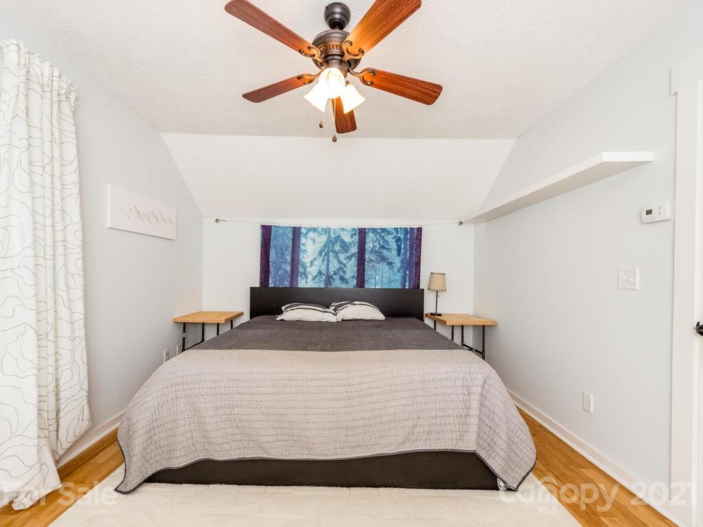 16 Rich Street Asheville NC 28806