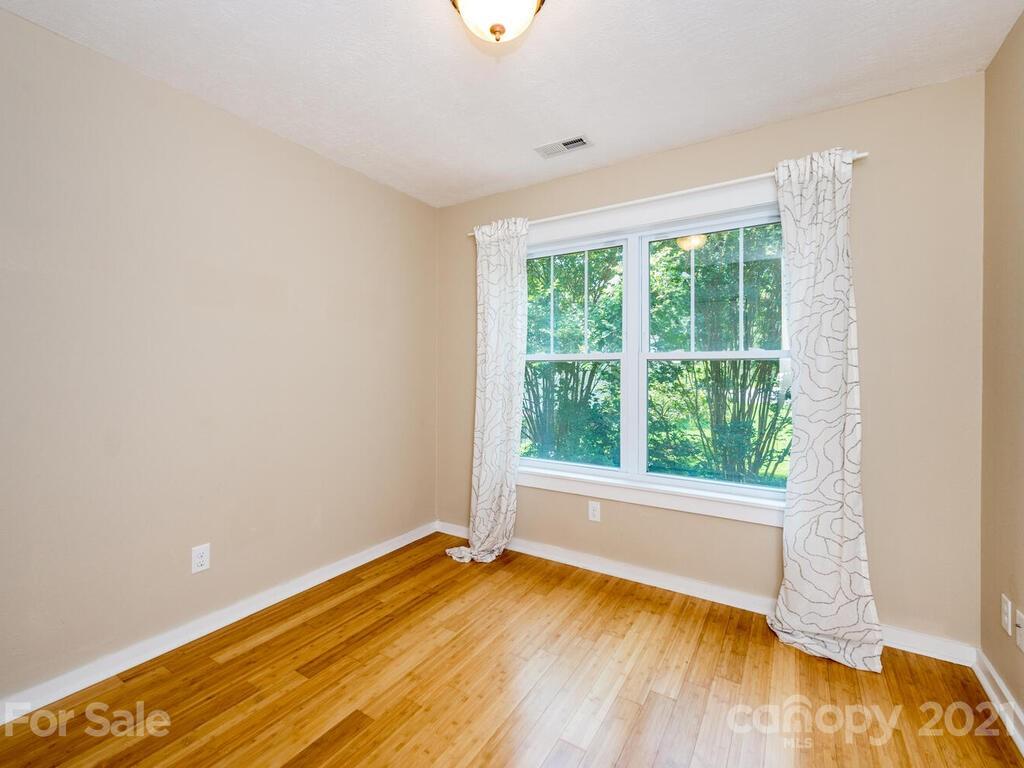 16 Rich Street Asheville NC 28806
