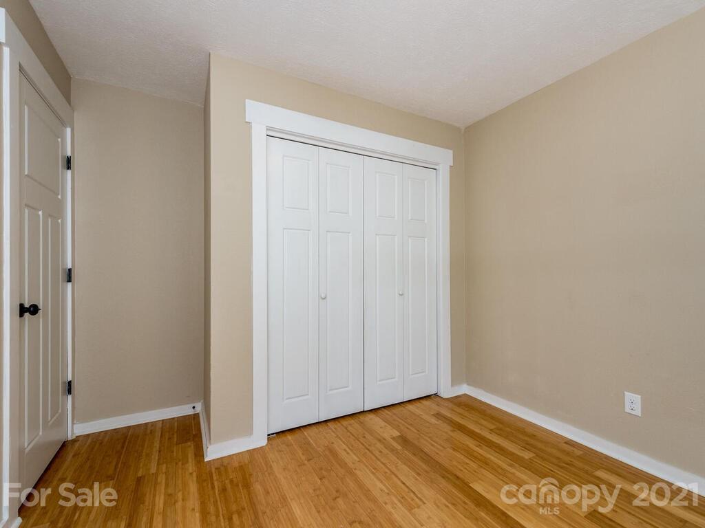 16 Rich Street Asheville NC 28806