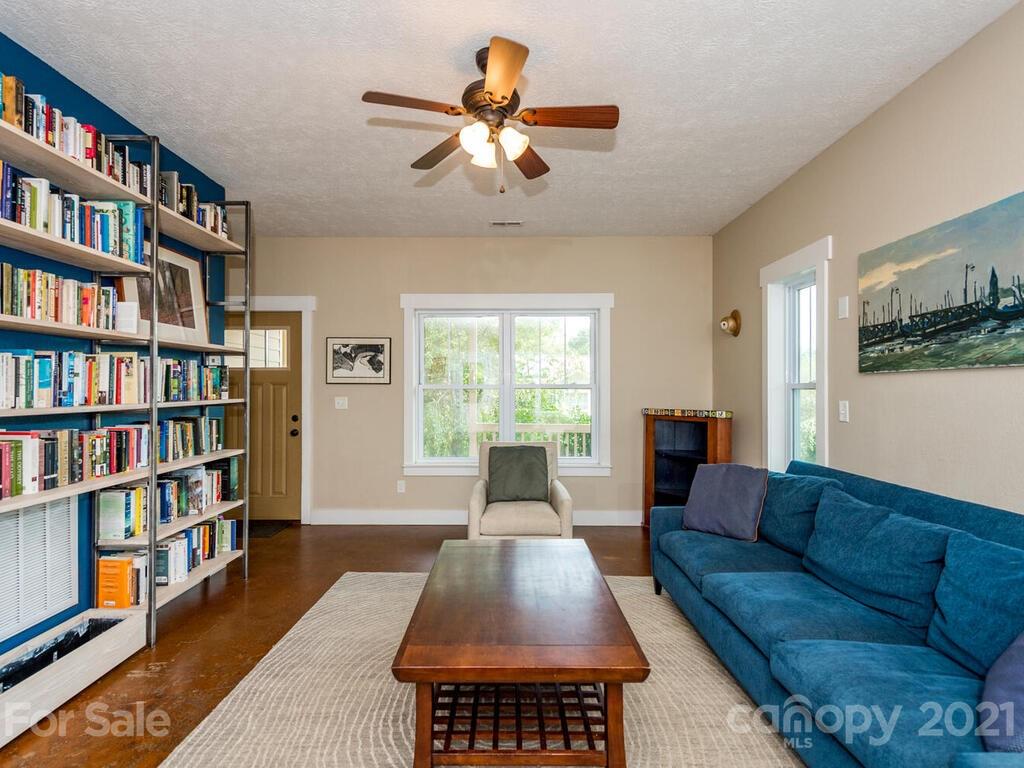 16 Rich Street Asheville NC 28806