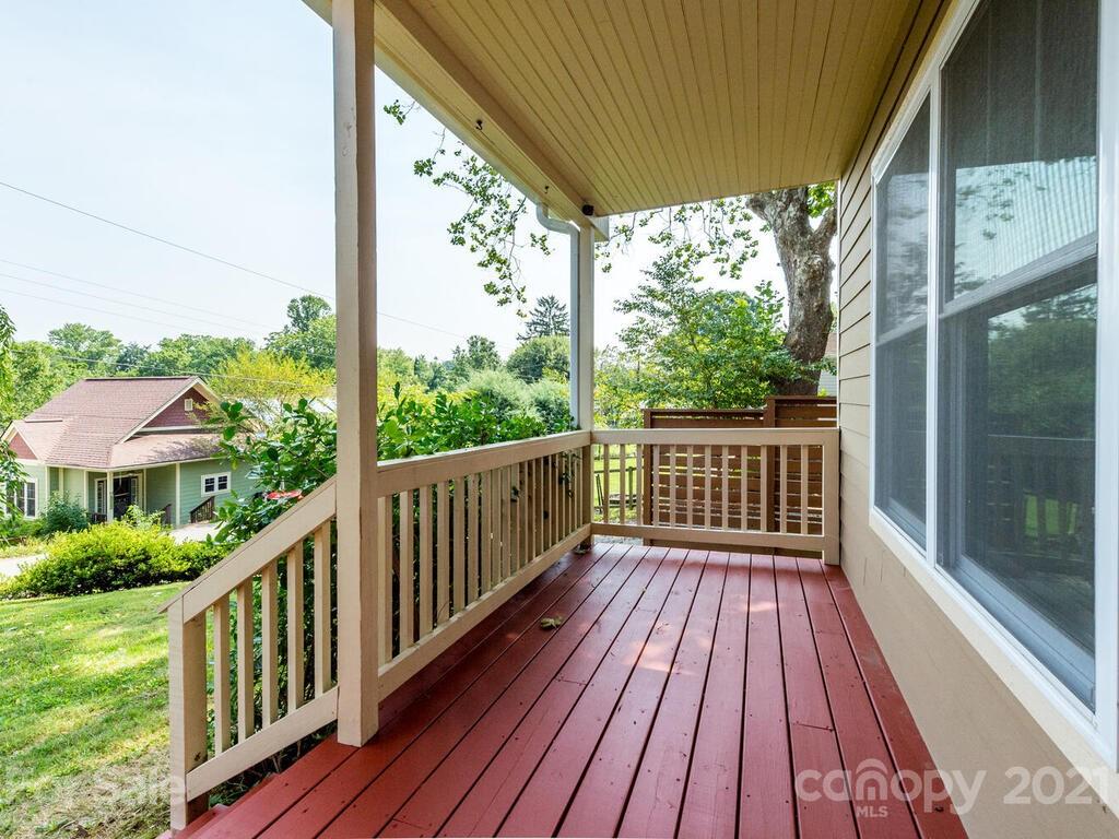 16 Rich Street Asheville NC 28806