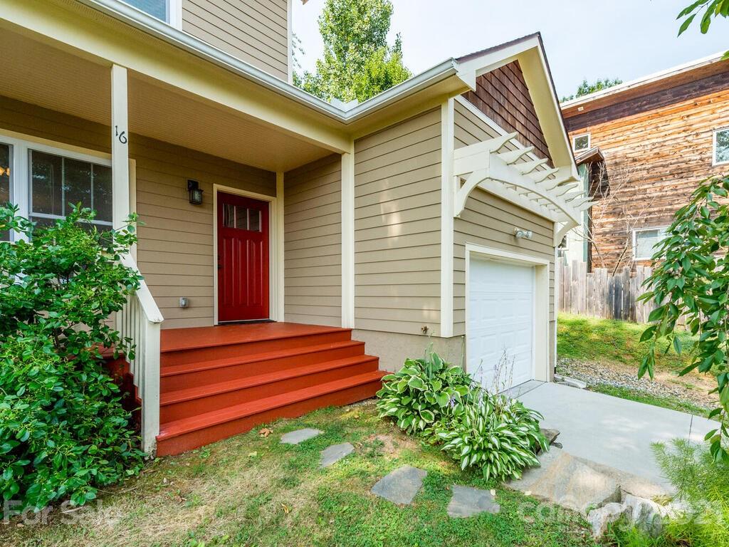 16 Rich Street Asheville NC 28806