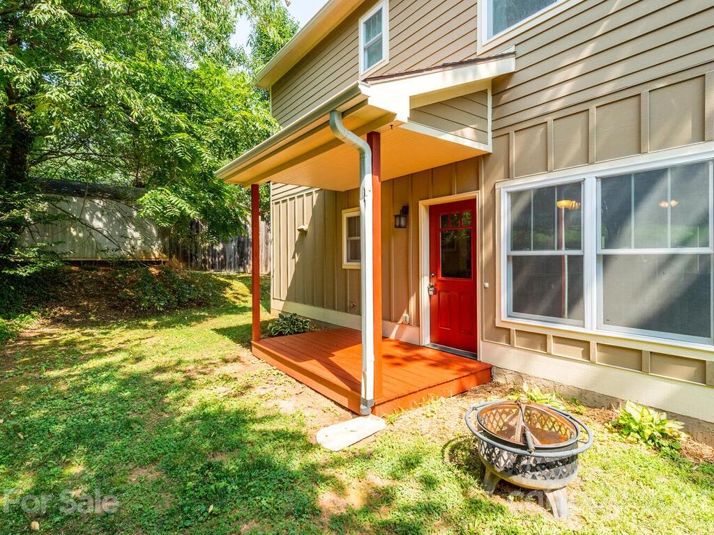 16 Rich Street Asheville NC 28806