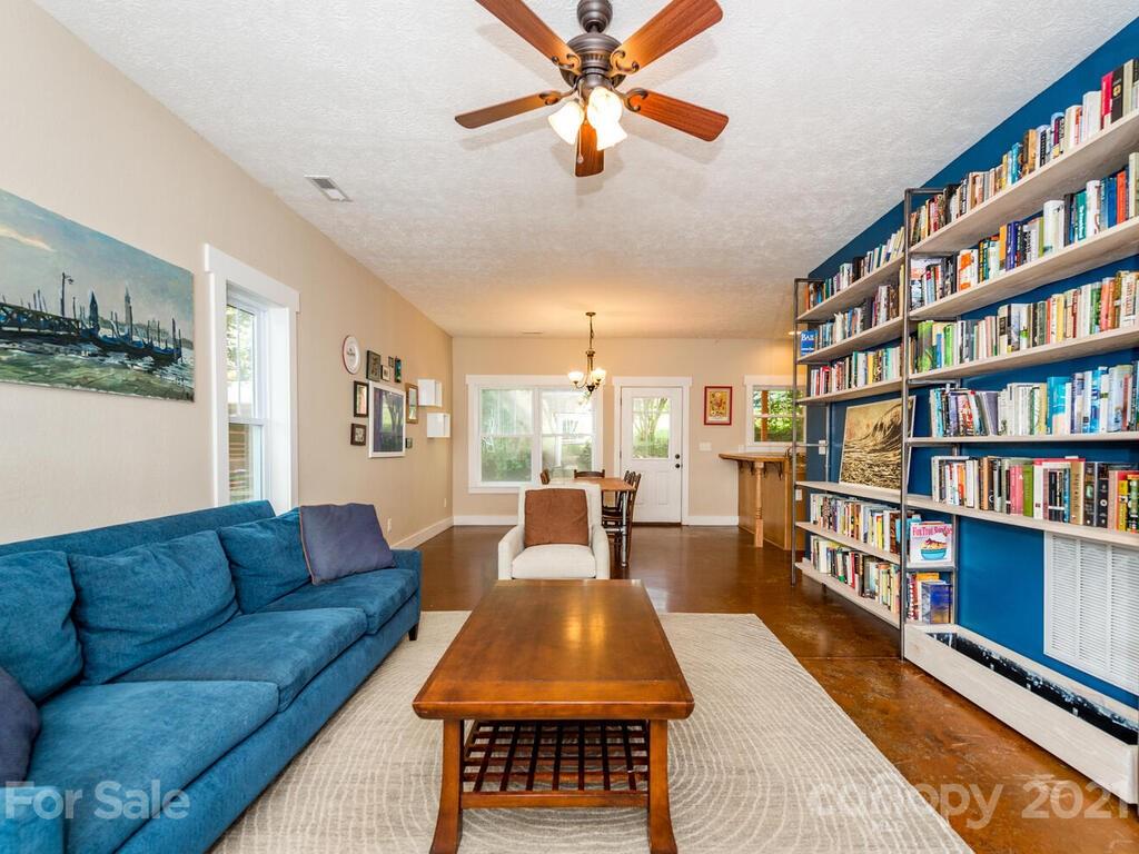 16 Rich Street Asheville NC 28806