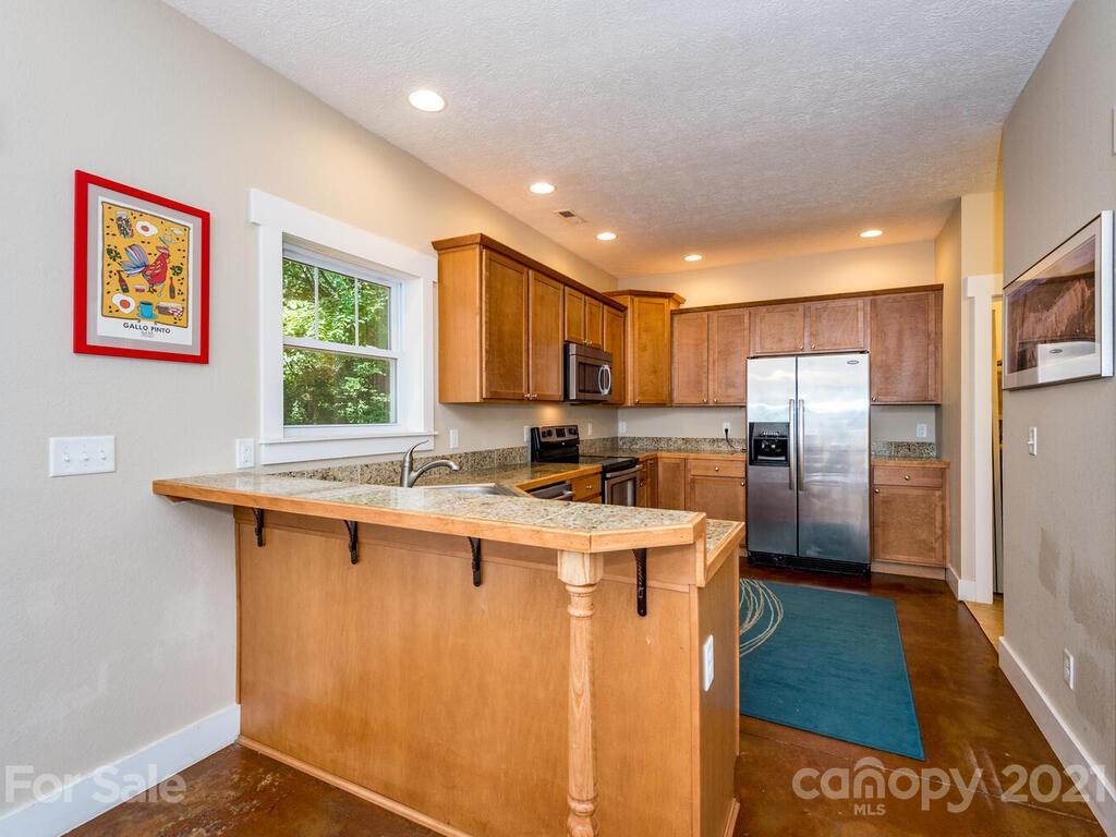16 Rich Street Asheville NC 28806