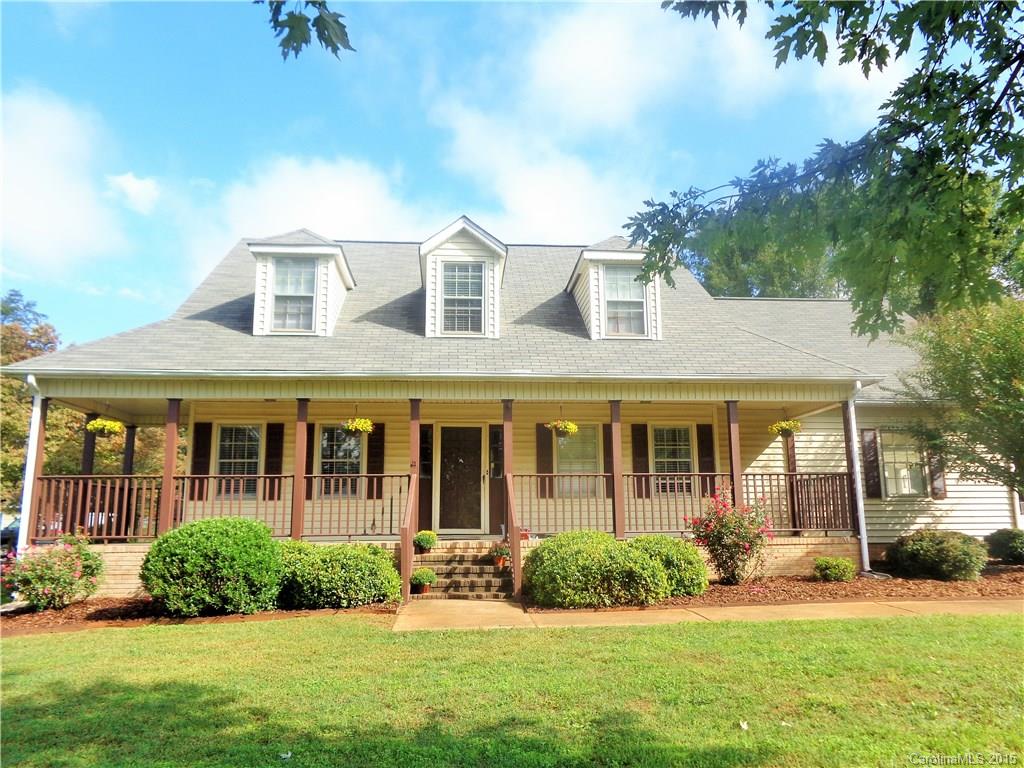 706 Pierce Avenue Mount Holly NC 28120
