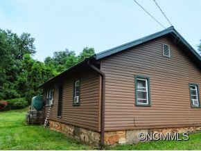 21 Carrion Lane Candler NC 28715