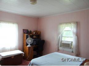 21 Carrion Lane Candler NC 28715