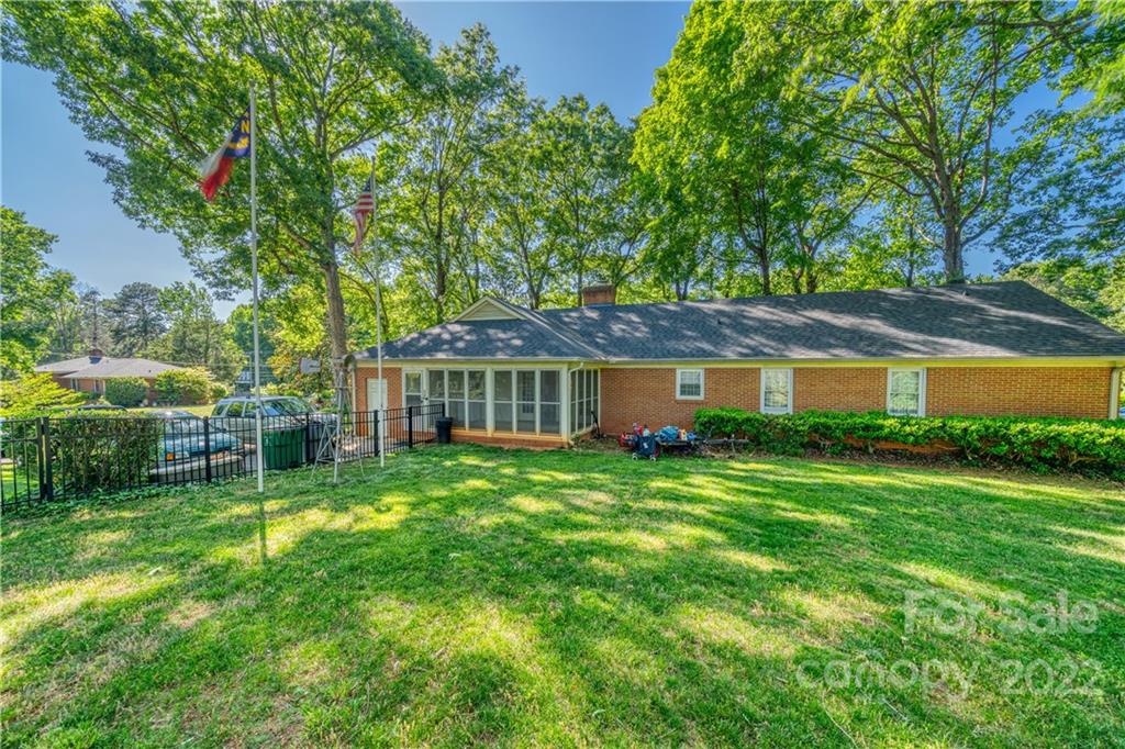700 Rama Road Charlotte NC 28211